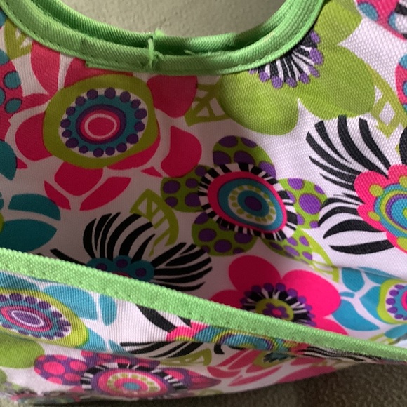 Floral, insulated lunch bag.  Zipper and handles.  Size approx. 8x12. - Picture 2 of 10